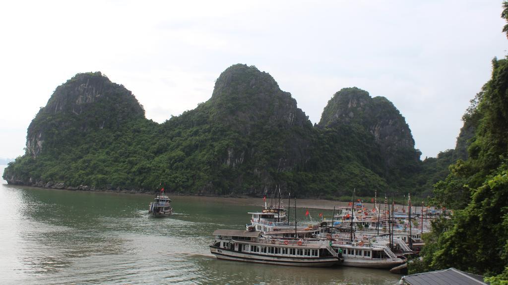 Thuy Duong Ha Long Hotel Exterior foto